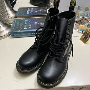 BRAND NEW DR. MARTENS!